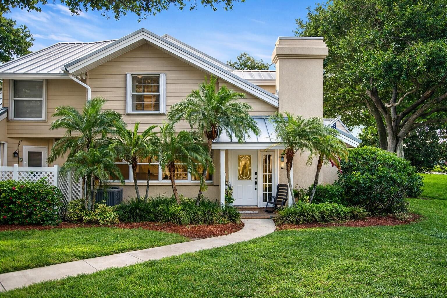 Property Photo:  1202 Copley Court  FL 33436 