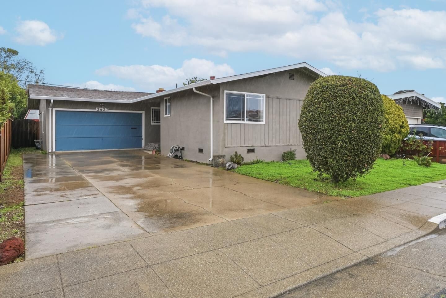 Property Photo: 2427 Holland Street CA 94403