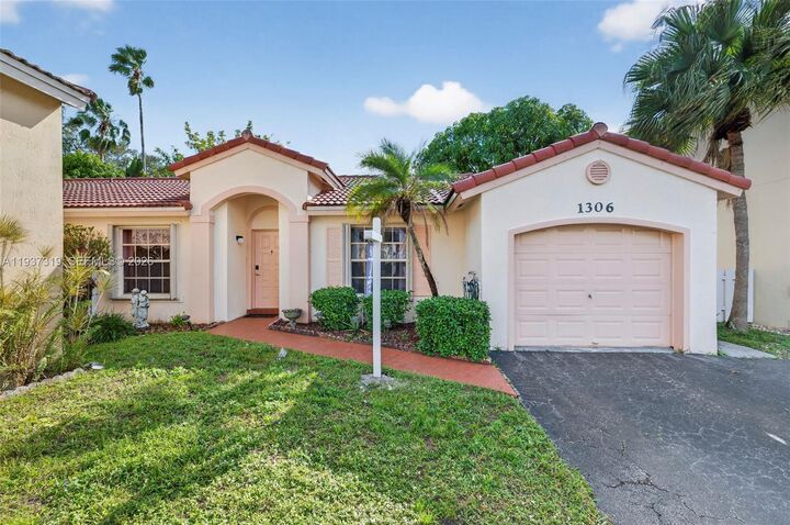 Property Photo:  1306 NW 125th Ter  FL 33323 