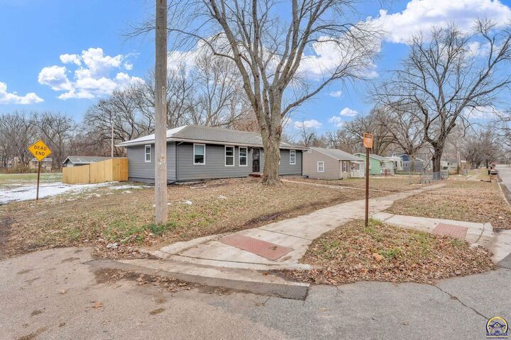 Property Photo:  538 NE Forest Ave  KS 66616 