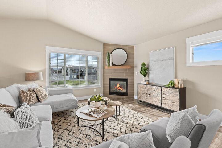 Property Photo:  9817 E Hoffman Ct  WA 99206 