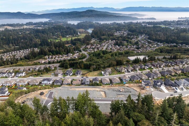 2600 Nickson Way Lt20 — photo 1