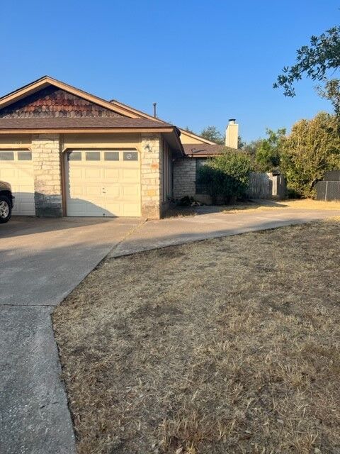 Property Photo:  112 Verna Spur B  TX 78628 