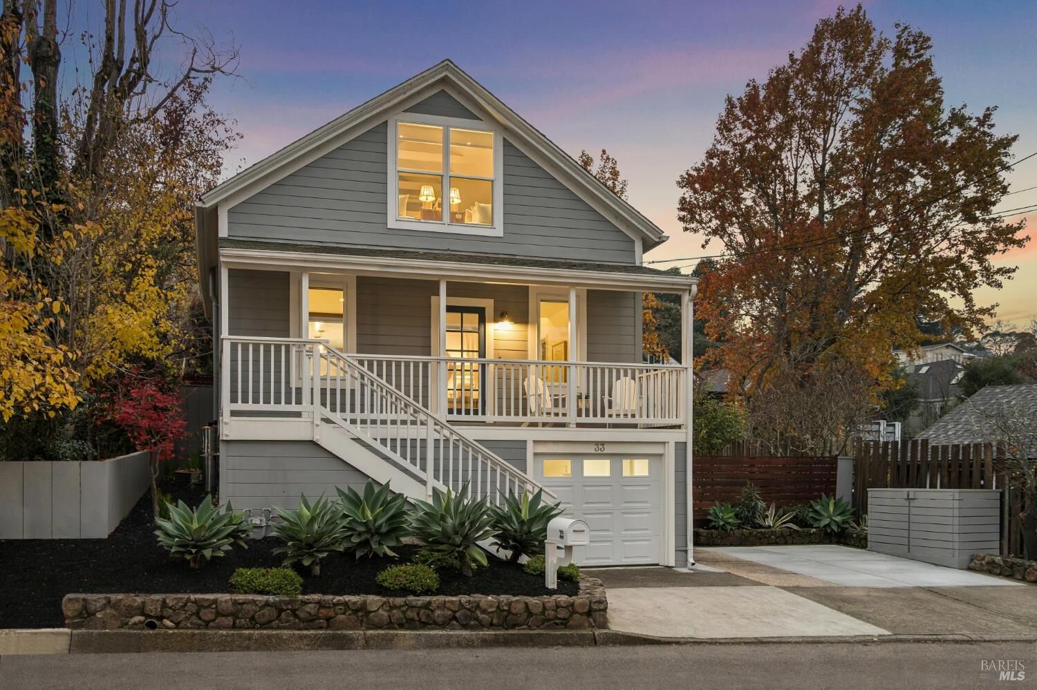 Property Photo:  33 Montecito Avenue  CA 94925 