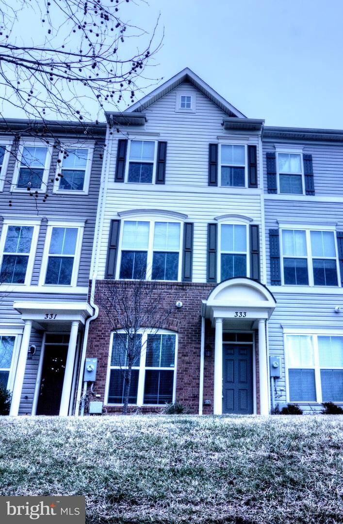 Property Photo:  333 White Oak Way  MD 21061 