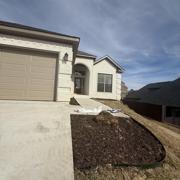 Property Photo:  119 Crestview Drive  AR 72113 