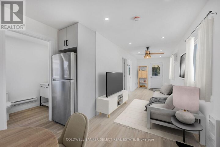 Property Photo: 338 Old Mosley Street Unit 1 ON L9Z 2H6