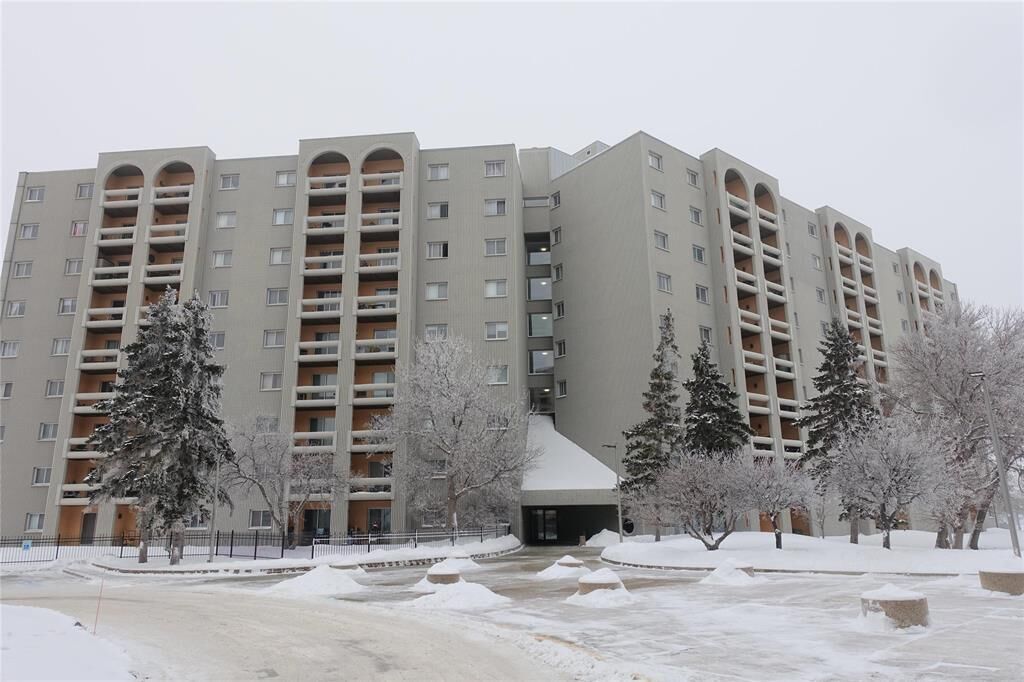 Property Photo:  3000 Pembina Highway  MB R3T 3Z2 