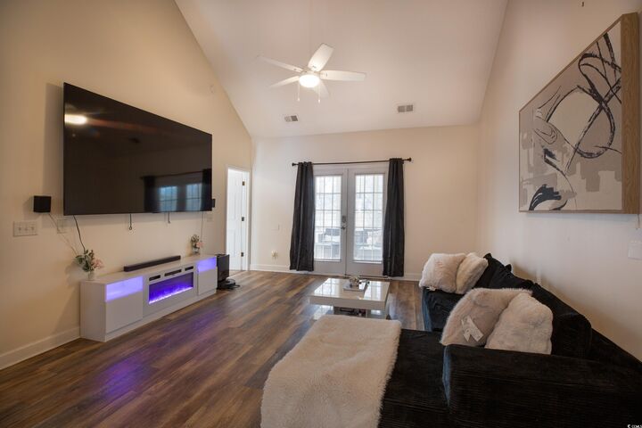 Property Photo:  6095 Catalina Dr. 612  SC 29582 