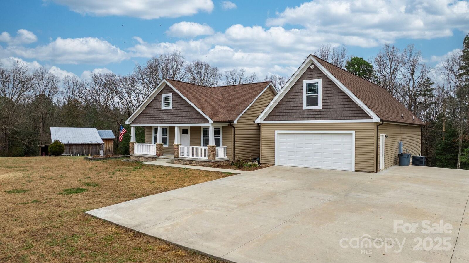 Property Photo: 3348 Christie Road NC 28638