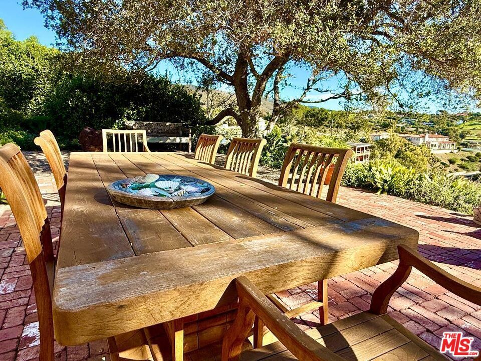 Property Photo:  29507 Harvester Rd  CA 90265 