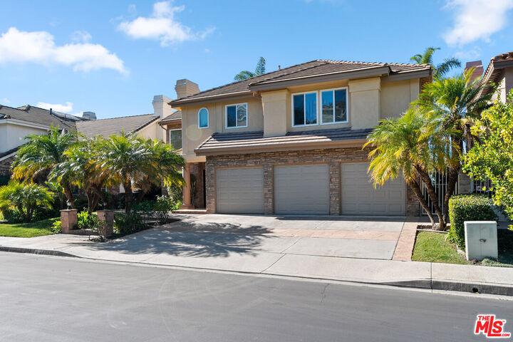 Property Photo:  22421 Birchcrest  CA 92692 