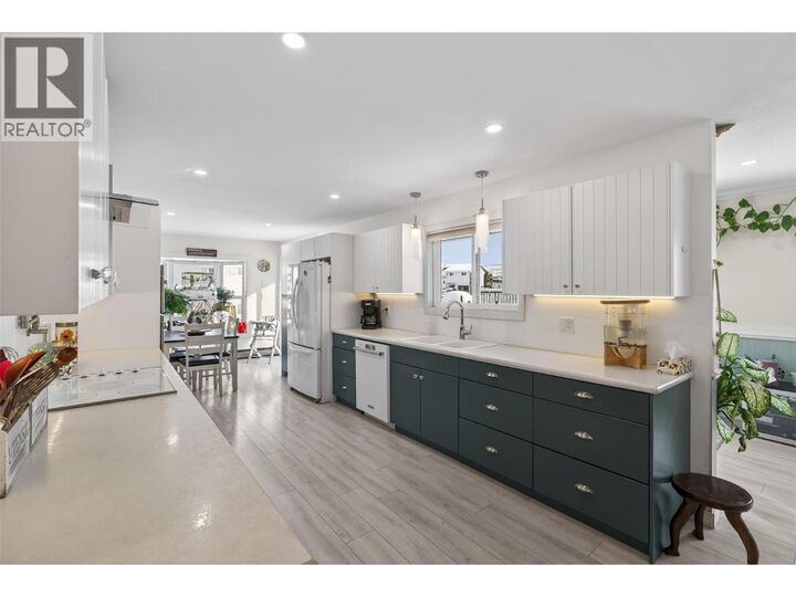 Property Photo: 2952 Clapperton Avenue BC V1K 1G2