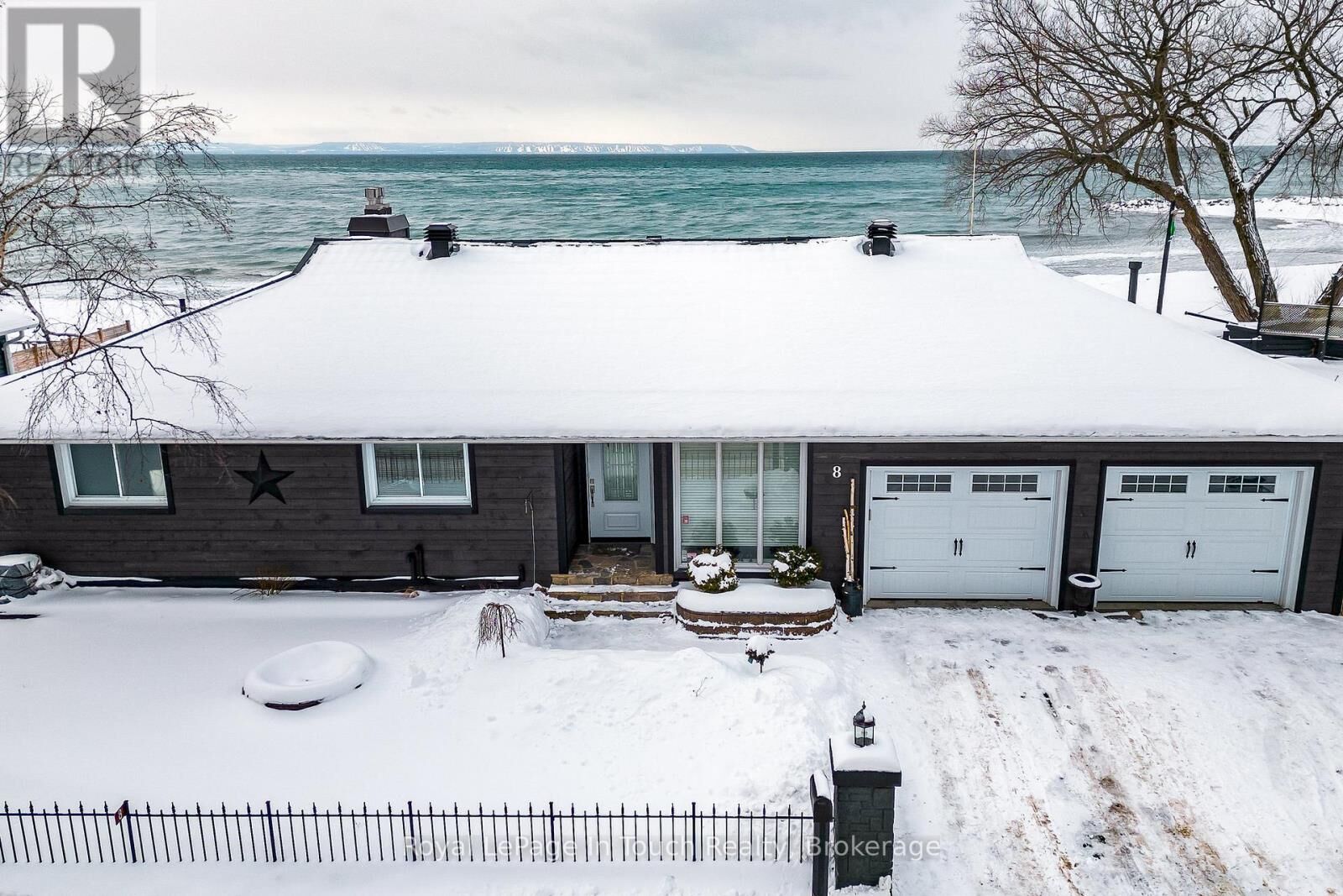 Property Photo:  8 Tiny Beaches Road South  ON L0L 2J0 
