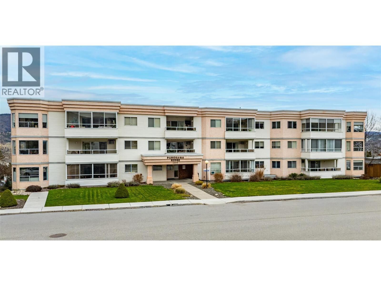 Property Photo: 1445 Halifax Street 105 BC V2A 8M8