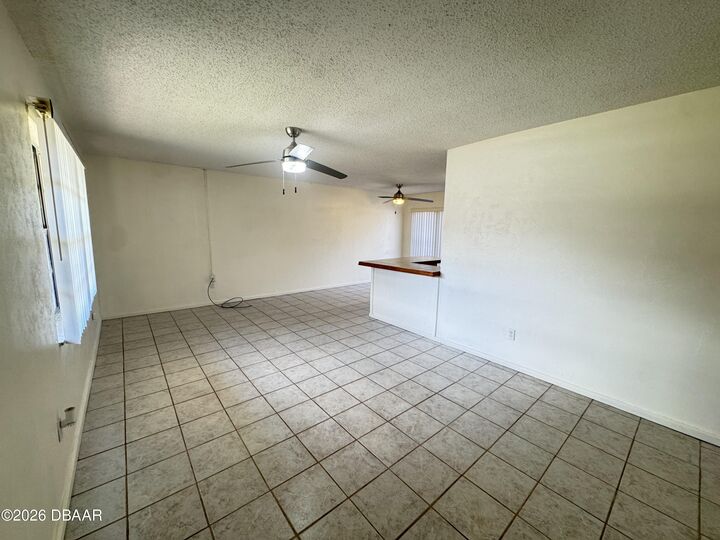 Property Photo: 319 Cavanah Drive B FL 32117
