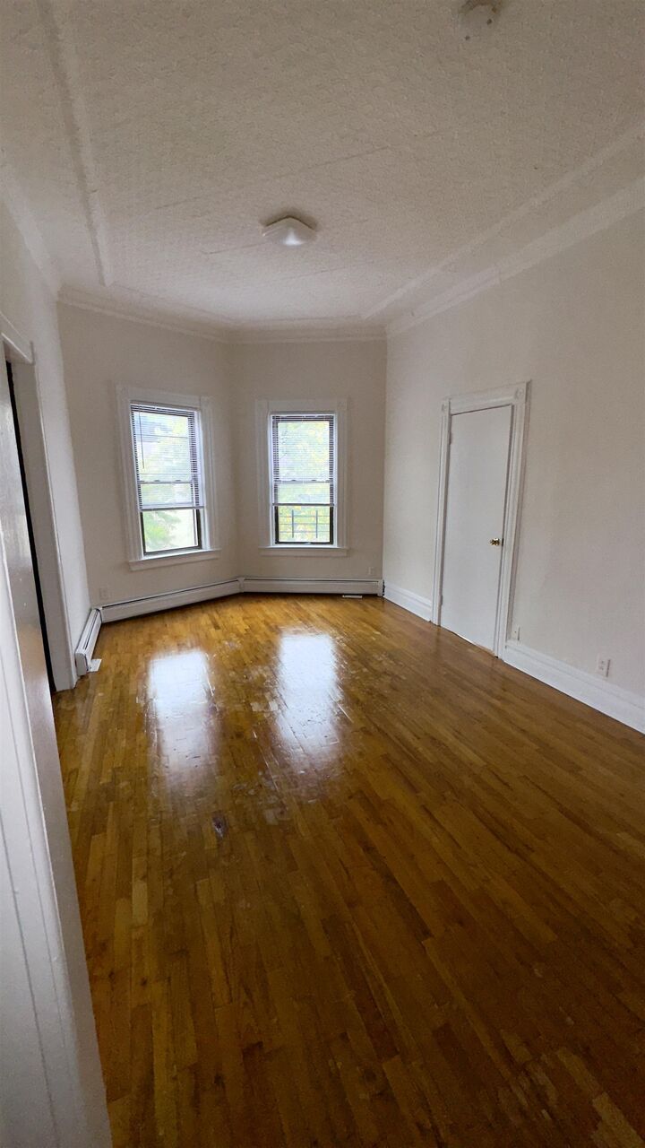 Property Photo:  99 Lembeck Ave 4  NJ 07305 