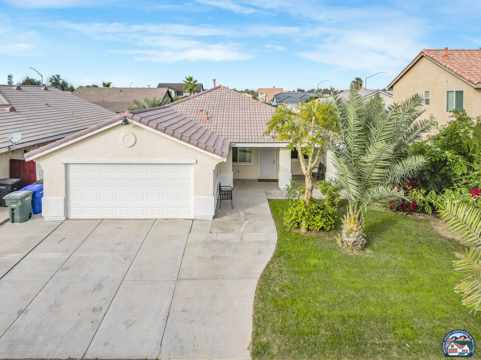 Property Photo: 306 Jackrabbit Dr CA 92243
