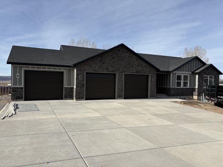 Property Photo:  980 S 175 E  UT 84648 