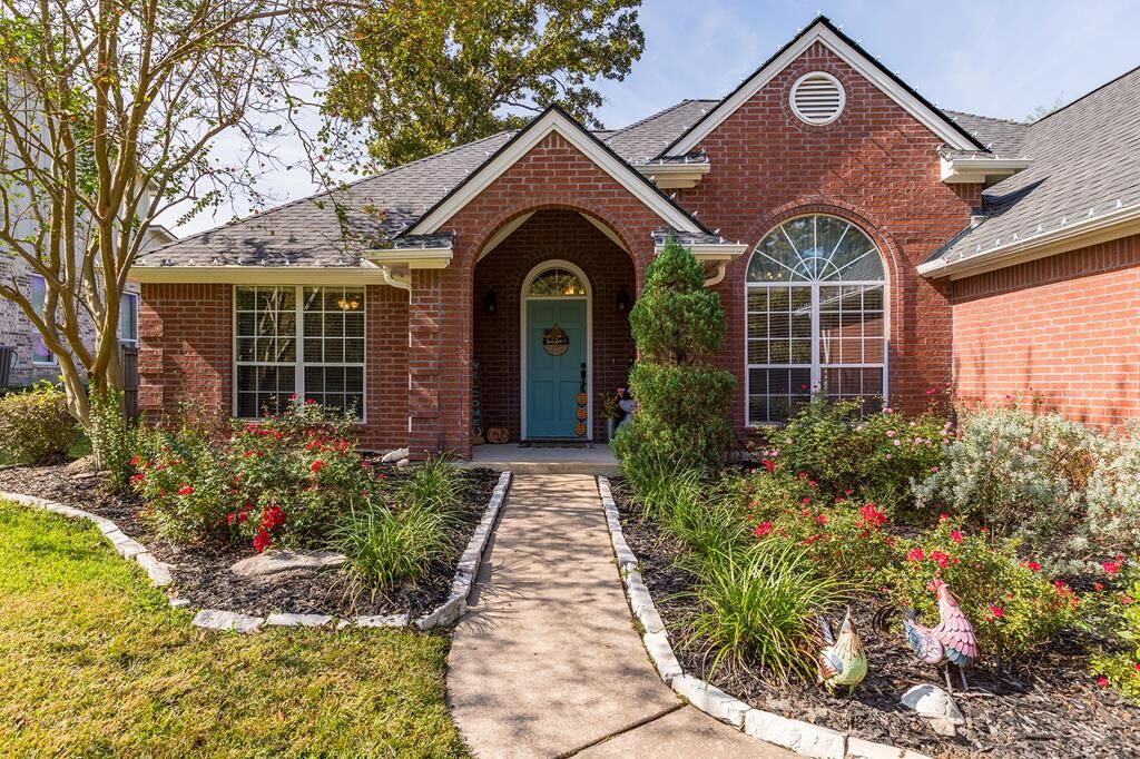 Property Photo:  1602 Champions Drive  TX 75901 