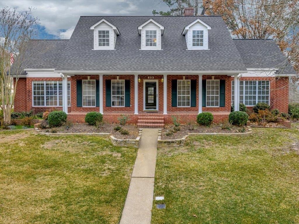 Property Photo: 623 Cr 5021 TX 75964