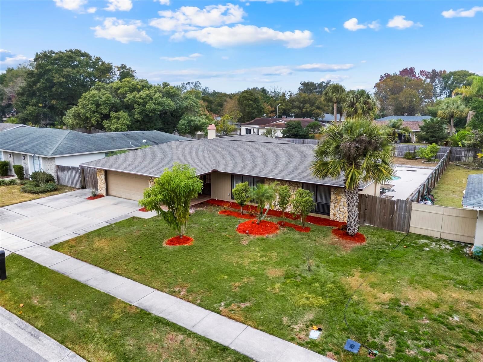 Property Photo:  1009 Terry Drive  FL 32714 