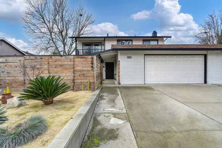 Property Photo: 9633 Linda Rio Drive CA 95827