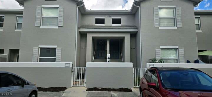 Property Photo: 12100 Summergate Circle 203 FL 33913