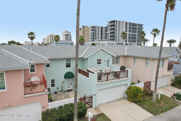 Property Photo:  1524 1st Street S  FL 32250 