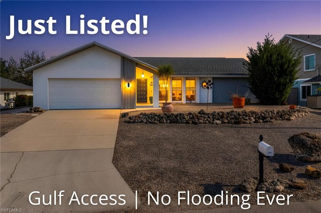 Property Photo:  27284 Barbarosa St  FL 34135 