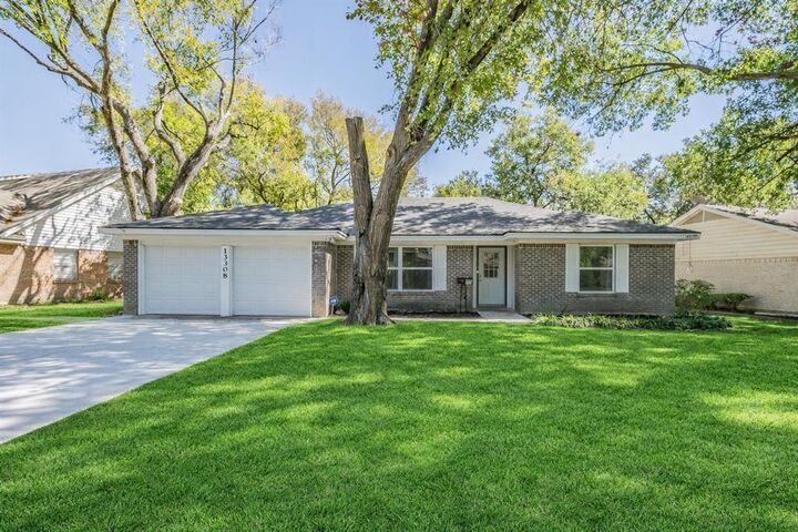 Property Photo: 13308 Shahan Drive TX 75234