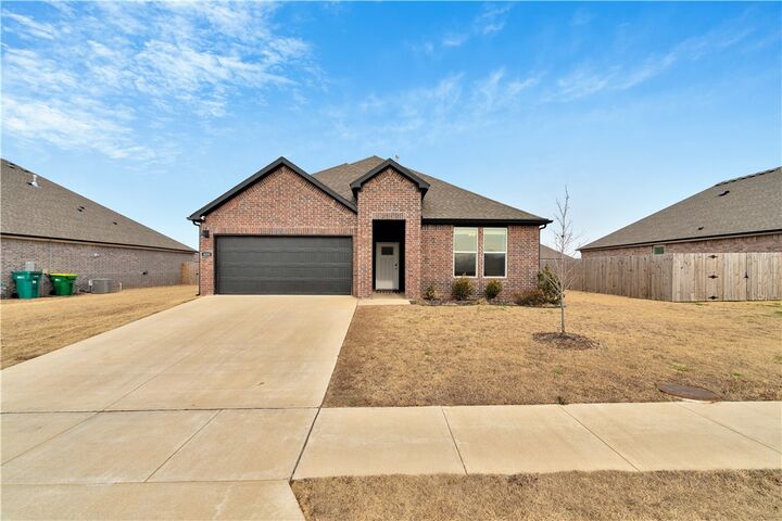 Property Photo:  400 W Snow Bend  AR 72730 