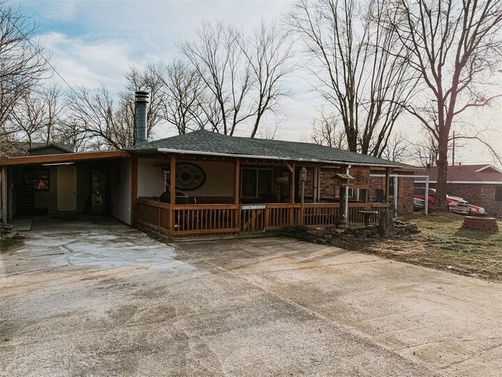 Property Photo: 1203 E College Avenue AR 72616