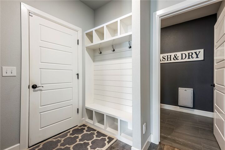 Property Photo:  931 Red Maple Street  AR 72719 