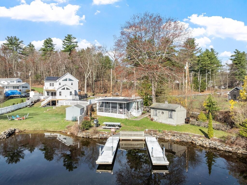 Property Photo:  895 Flat Hill Rd  MA 01462 