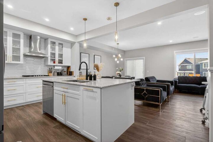 Property Photo: 66 Belmont Manor SW AB T2X 5E4