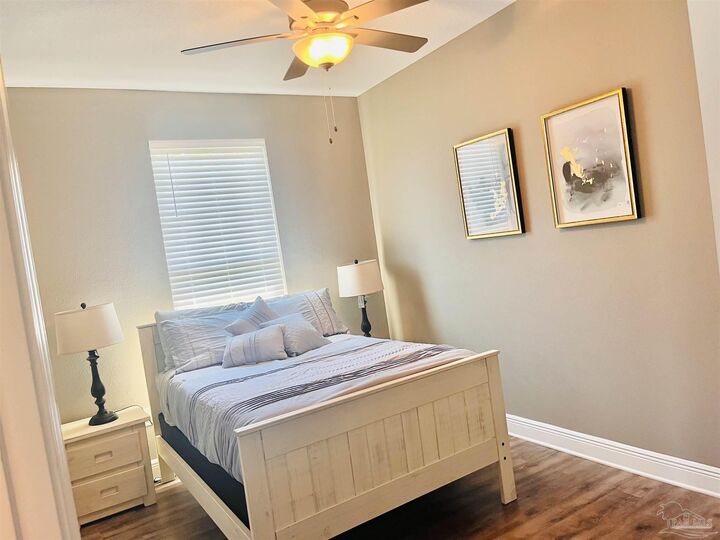 Property Photo:  5219 Yellow Bluff Rd  FL 32507 