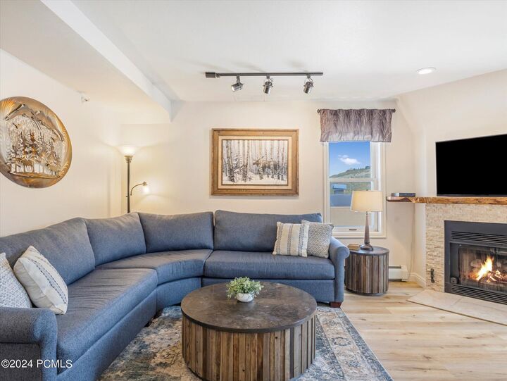 Property Photo:  424 Park Avenue D  UT 84060 