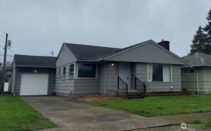 Property Photo:  2769  Maryland Street  WA 98632 