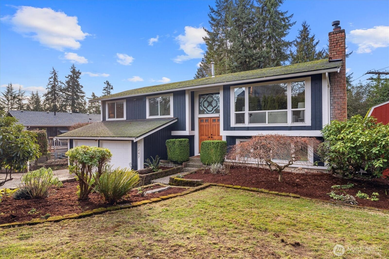 Property Photo: 12247 84th Avenue NE WA 98034