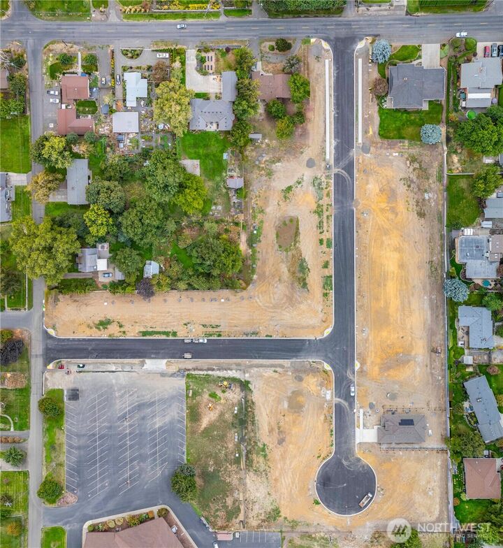 Property Photo: 1175 Bryant Court WA 99362