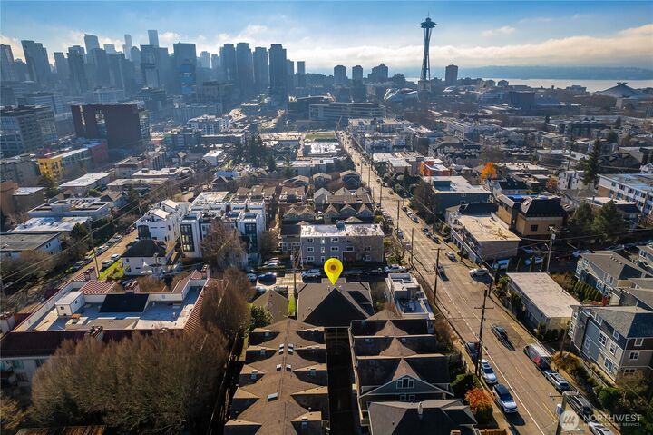 Property Photo:  554  Prospect Street  WA 98109 