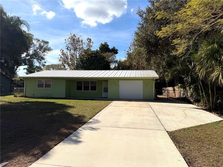 Property Photo:  1331 Barber Street  FL 32958 