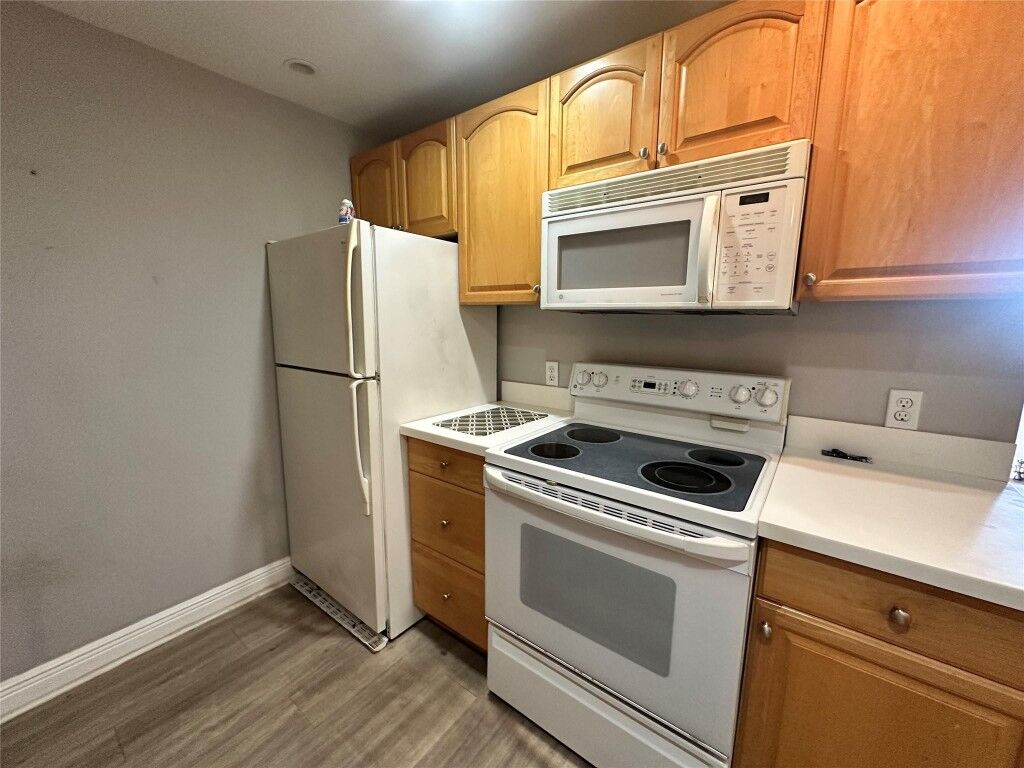 Property Photo:  2404 Antigua Circle H4  FL 33066 