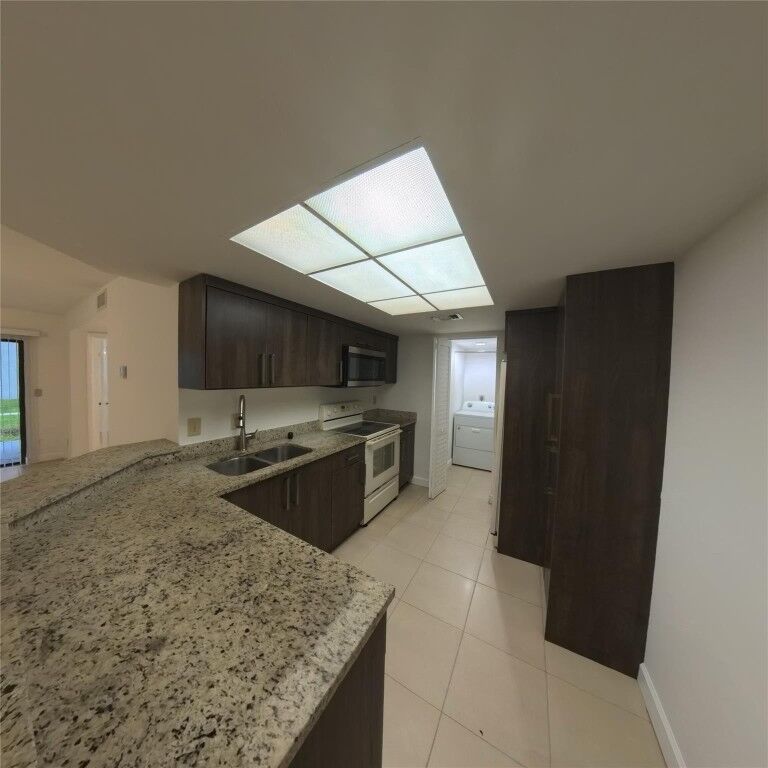 Property Photo: 9166 W Atlantic Boulevard 1618 FL 33071