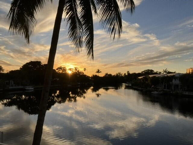 Property Photo:  801 NE 18th Court 202  FL 33305 