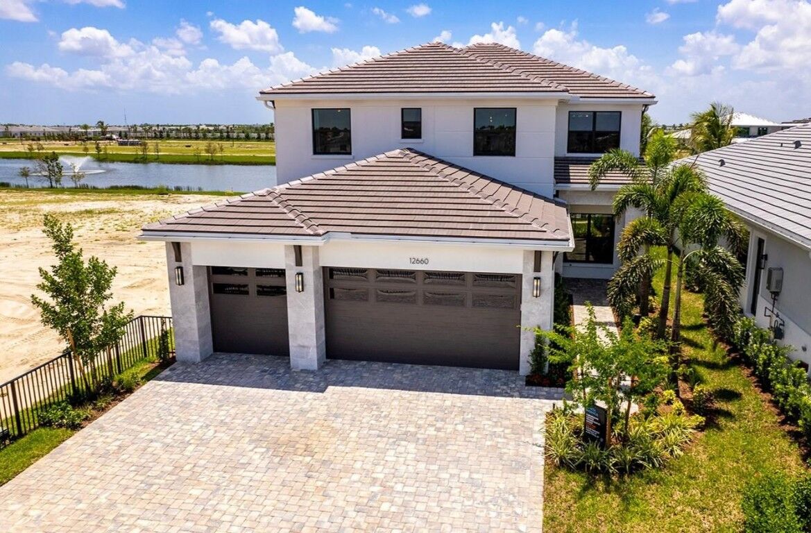 Property Photo:  12660 Solana Bay Circle  FL 33412 