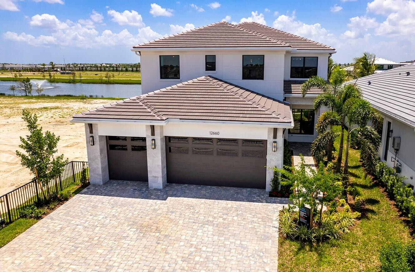 Property Photo:  12660 Solana Bay Circle  FL 33412 