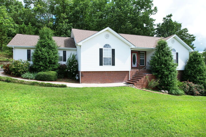 Property Photo: 1454 NW Benjamin Circle NW TN 37312