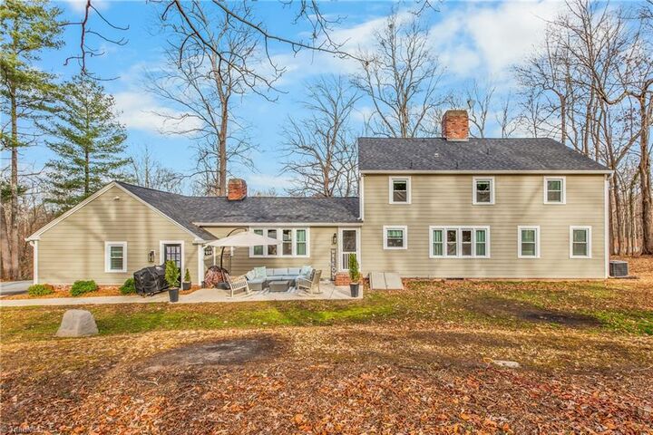 Property Photo:  105 Cottonwood Drive  NC 27282 